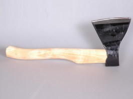 Топор 0,6 кг (масса без топорища) А0-0,6 в сборе (ООО «Ижсталь-ТНП»)